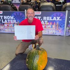 Butch Ganstine 47 lb field pumpkin