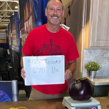 Butch Ganstine 6.7 lb eggplant